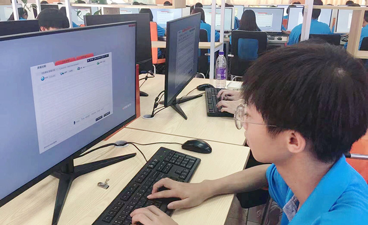 我校2022級秋季新生班舉辦 “指舞飛揚”打字比賽